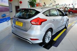 2015款福特福克斯两厢1.5L