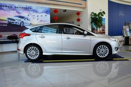 2015款福特福克斯两厢1.5L