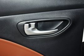 2015款菲亚特菲翔1.4T自动劲享版