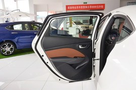 2015款菲亚特菲翔1.4T自动劲享版