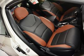 2015款菲亚特菲翔1.4T自动劲享版