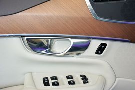 2015款沃尔沃XC90