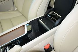 2015款沃尔沃XC90