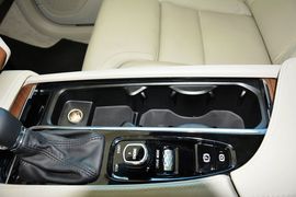 2015款沃尔沃XC90
