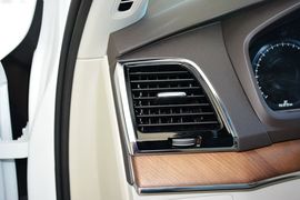 2015款沃尔沃XC90