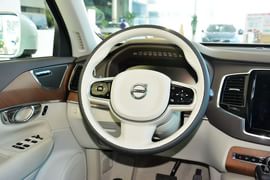 2015款沃尔沃XC90