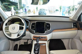 2015款沃尔沃XC90