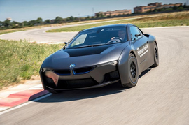 宝马i8氢燃料电池试验车