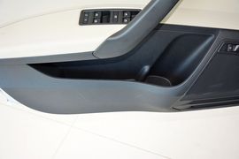 2015款斯柯达昕锐1.6L自动智选型