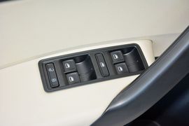 2015款斯柯达昕锐1.6L自动智选型
