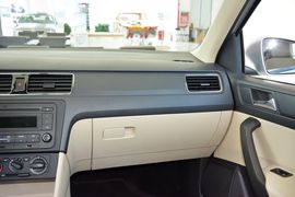 2015款斯柯达昕锐1.6L自动智选型