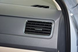 2015款斯柯达昕锐1.6L自动智选型