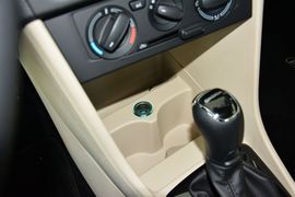2015款斯柯达昕锐1.6L自动智选型