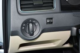 2015款斯柯达昕锐1.6L自动智选型