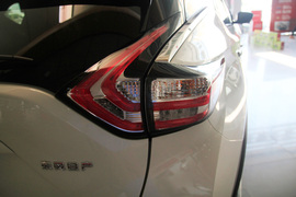 2015款楼兰到店实拍