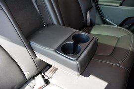 2015款起亚智跑2.0L自动两驱版GLS
