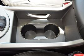 2015款起亚智跑2.0L自动两驱版GLS