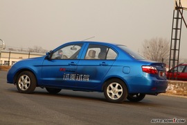 2009款夏利N5对比试驾实拍