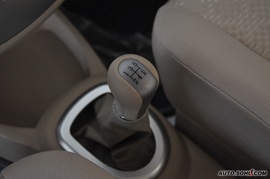 2010款长城凌傲1.3L手动豪华版