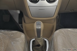 2010款长城凌傲1.3L手动豪华版