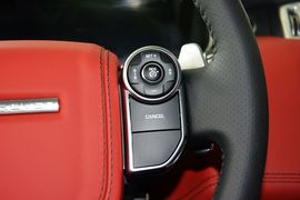 2015款路虎揽胜运动版SVR