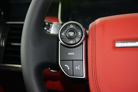 2015款路虎揽胜运动版SVR