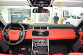 2015款路虎揽胜运动版SVR