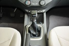 2015款雪佛兰赛欧3