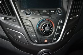 2015款现代Veloster飞思