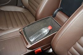 2012款大众迈腾旅行车2.0TSI