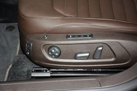 2012款大众迈腾旅行车2.0TSI