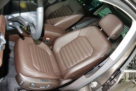 2012款大众迈腾旅行车2.0TSI
