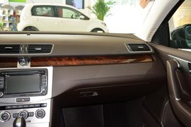 2012款大众迈腾旅行车2.0TSI
