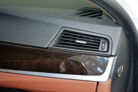 2014款宝马528Li领先型