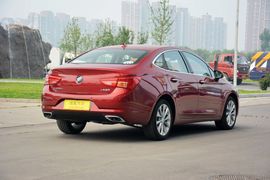 2015款别克威朗20T双离合旗舰型