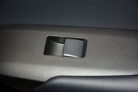 2015款雷克萨斯NX200