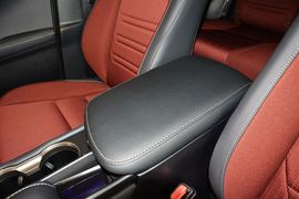 2015款雷克萨斯NX200