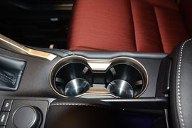 2015款雷克萨斯NX200