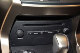 2015款雷克萨斯NX200