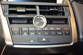 2015款雷克萨斯NX200