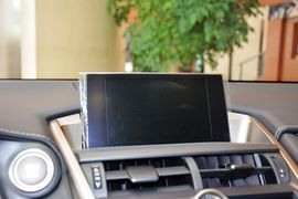 2015款雷克萨斯NX200