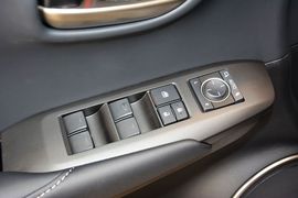 2015款雷克萨斯NX200