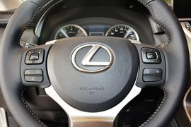 2015款雷克萨斯NX200