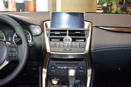 2015款雷克萨斯NX200