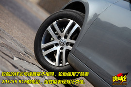 2009款大众高尔夫1.4TSI豪华版试