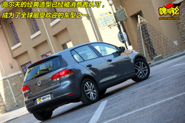 2009款大众高尔夫1.4TSI豪华版试