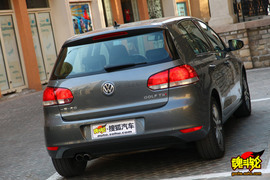 2009款大众高尔夫1.4TSI豪华版试