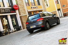 2009款大众高尔夫1.4TSI豪华版试