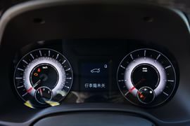 2015款荣威950