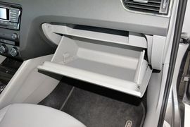 2015款斯柯达明锐1.4T